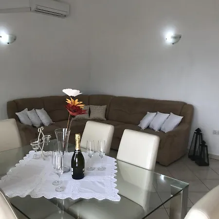 Ivancica Apartments Tisno Exterior photo