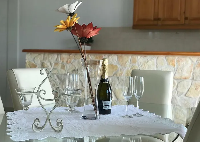Ivancica Apartments